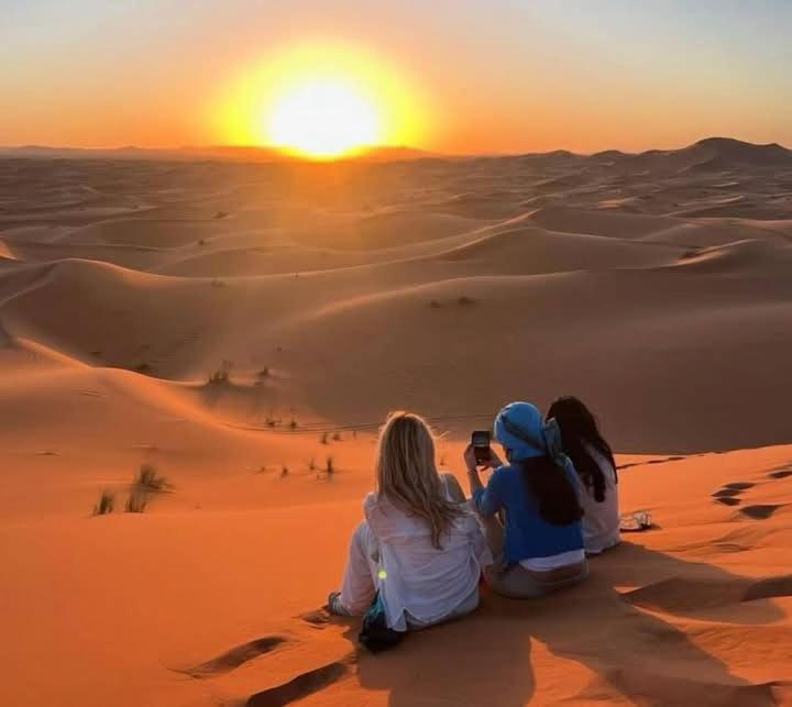 Hotel Bivouac Camel Trips Merzouga Exterior foto
